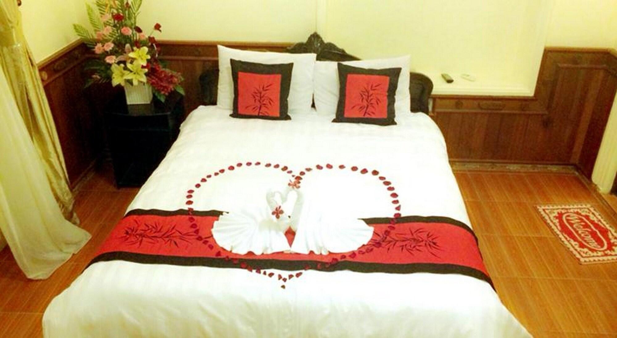 Hue Home Hotel ภายนอก รูปภาพ