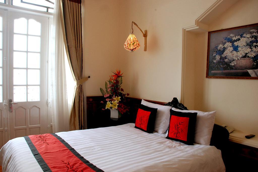 Hue Home Hotel ภายนอก รูปภาพ