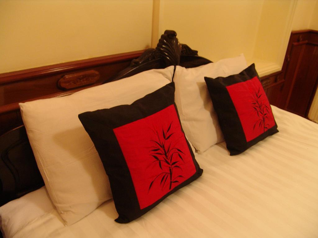 Hue Home Hotel ภายนอก รูปภาพ