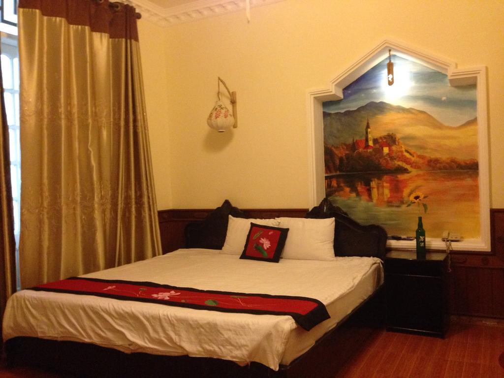 Hue Home Hotel ภายนอก รูปภาพ