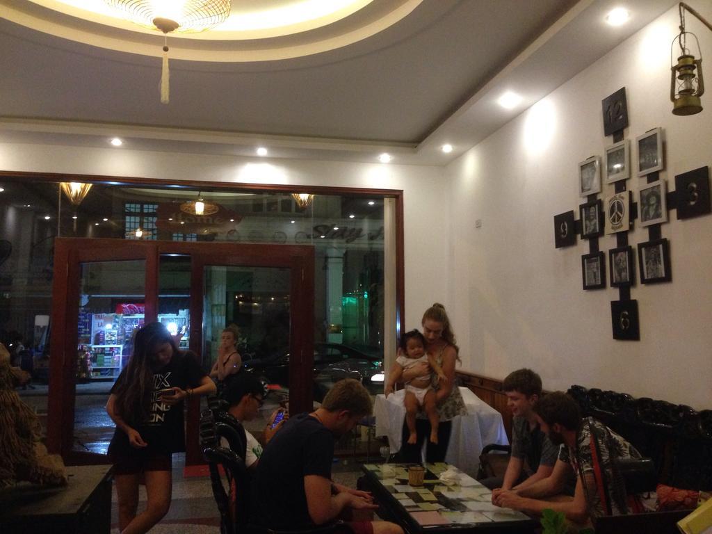 Hue Home Hotel ภายนอก รูปภาพ